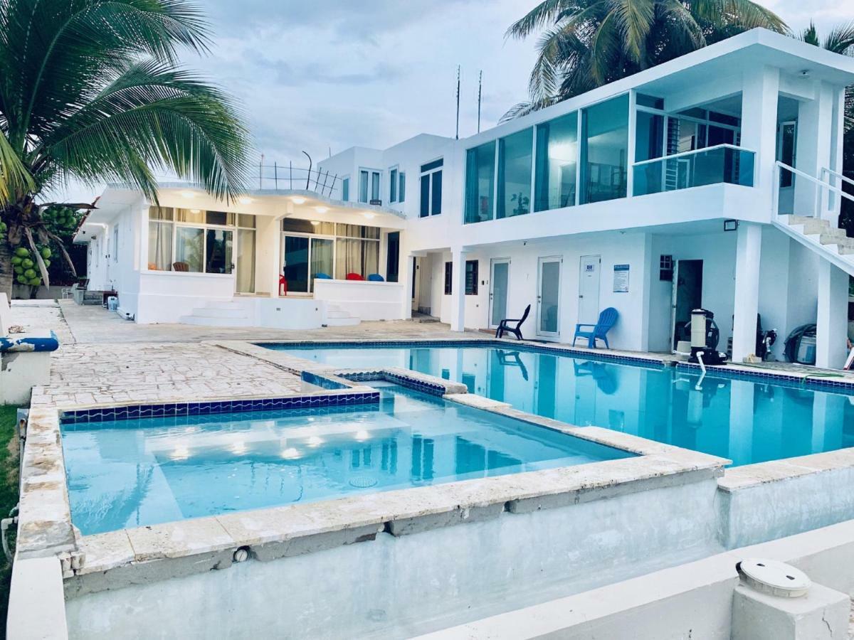 Appartement Ventana Al Atlantico At Arecibo 681 Ocean Drive à Islote Extérieur photo